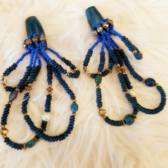 BLUE TONED EARRINGS - Picture 2 of 4
